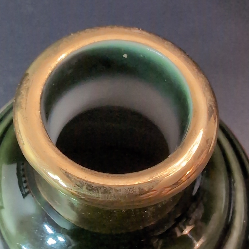VGT 95  Bells Old Scotch Whisky Bottle Porcelain. - Picture 10 of 13